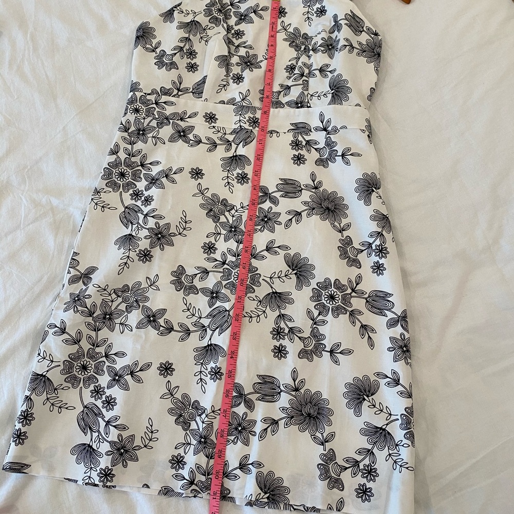 NWT Ann Taylor Black & White Floral Linen - Picture 2 of 5